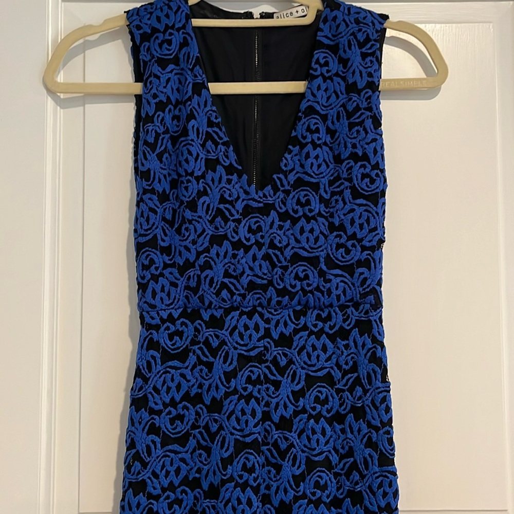 Alice + Olivia long fitted dress